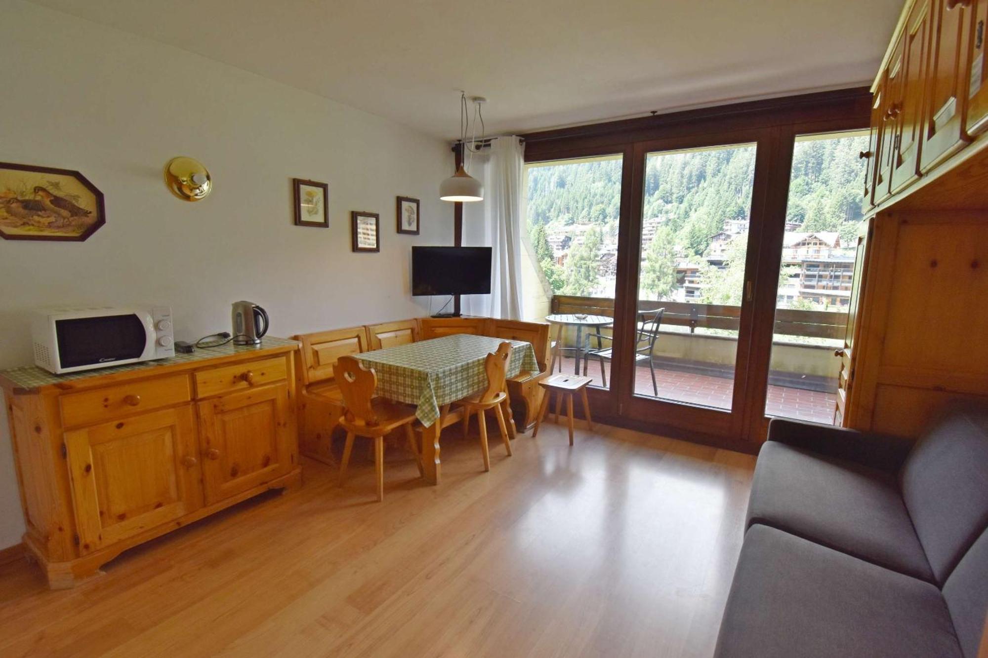 Residenza Silvana มาดอนนาดีกัมปิโญ ภายนอก รูปภาพ