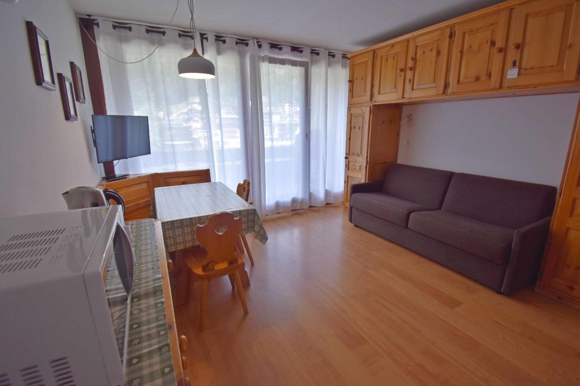 Residenza Silvana มาดอนนาดีกัมปิโญ ภายนอก รูปภาพ